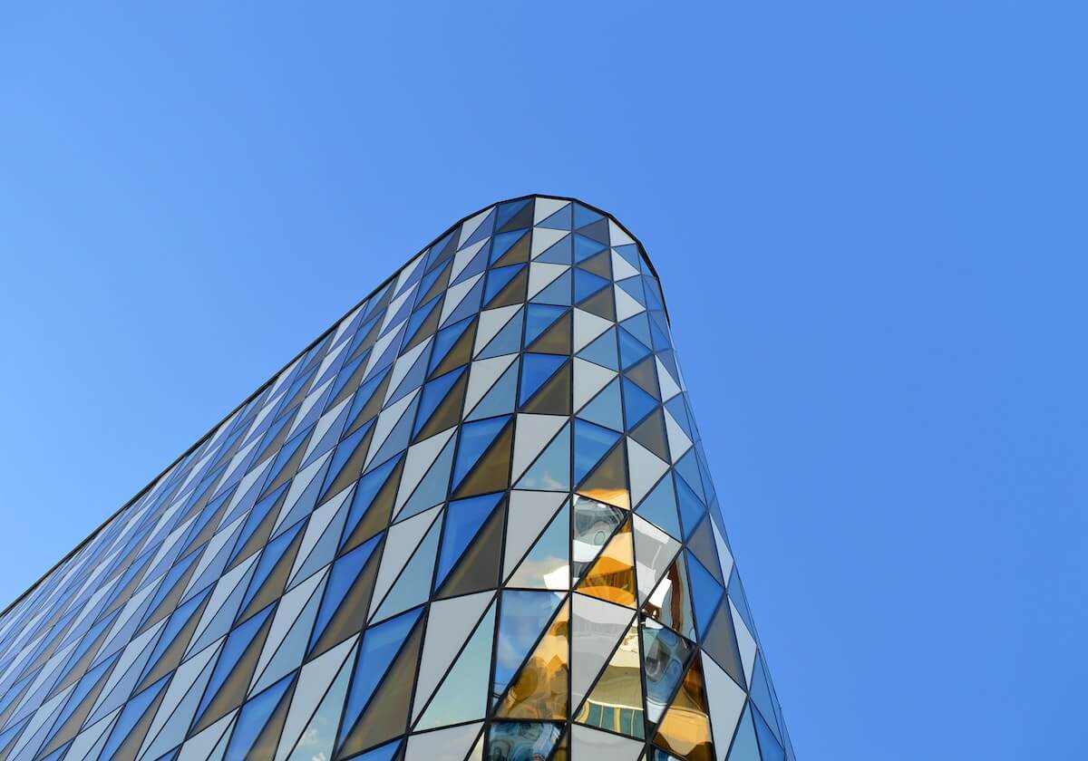 黄金甲体育官方网站-塞尔电台：巴萨主席候选人丰特谈皇马、哈兰德与梅西回归