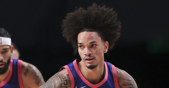 黄金甲体育-爵士官方：球队与前锋安德森-加西亚签下一份10天短合同|北京|犹他爵士队|nba|篮板|比赛_新浪体育_新浪新闻